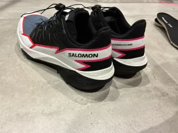 Used Salomon Thunder Cross Running Shoes