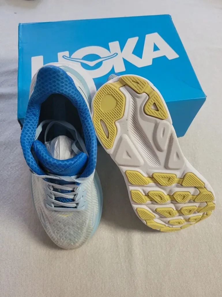 Used Hoka Clifton 9 bike — image 3 of 6