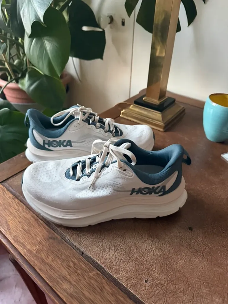 Used Hoka Running Shoes bike — image 5 of 5
