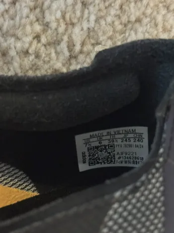 Used Adidas Adizero Boston 12 bike — image 10 of 11