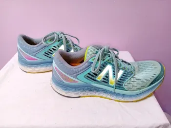 Used New Balance Running Shoes bike — image 2 of 6