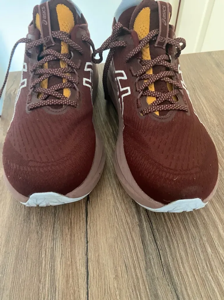Used Asics Pure GEL bike — image 2 of 3