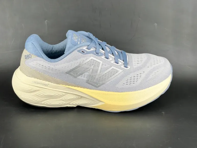 Used New Balance Fresh Foam X 880 v15 bike — image 6 of 15