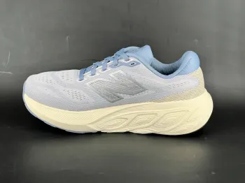Used New Balance Fresh Foam X 880 v15 bike — image 9 of 15