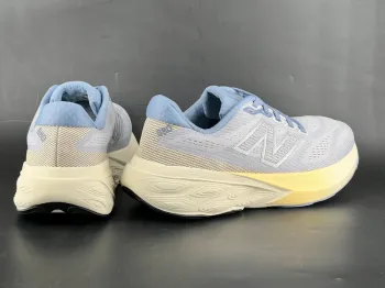 Used New Balance Fresh Foam X 880 v15 bike — image 10 of 15