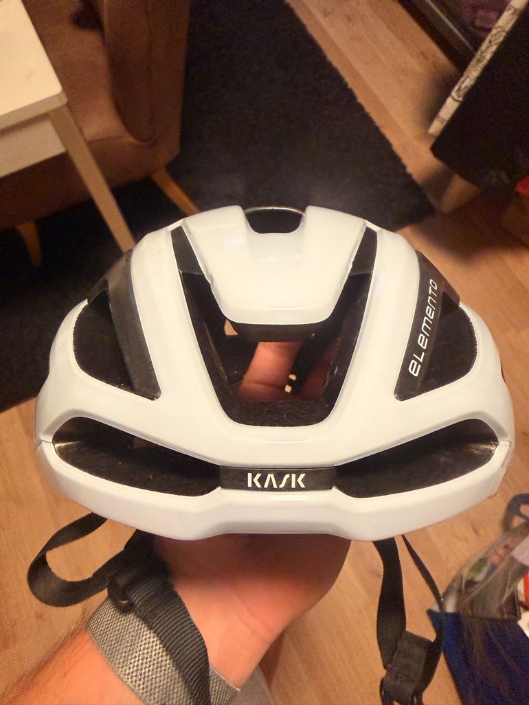 Used Kask Elemento Helmet 2025 bike — image 7 of 10