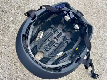 Brugt Oakley ARO5 Race Helmet bike — billede 6 af 13