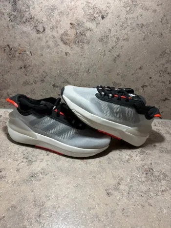 Used Adidas Sneaker/Laufschuhe Unisex Running Shoes