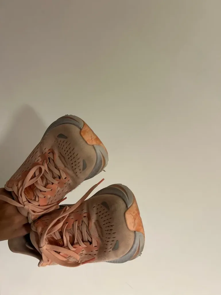 Tweedehands Hoka Running Shoes bike — afbeelding 4 van 6