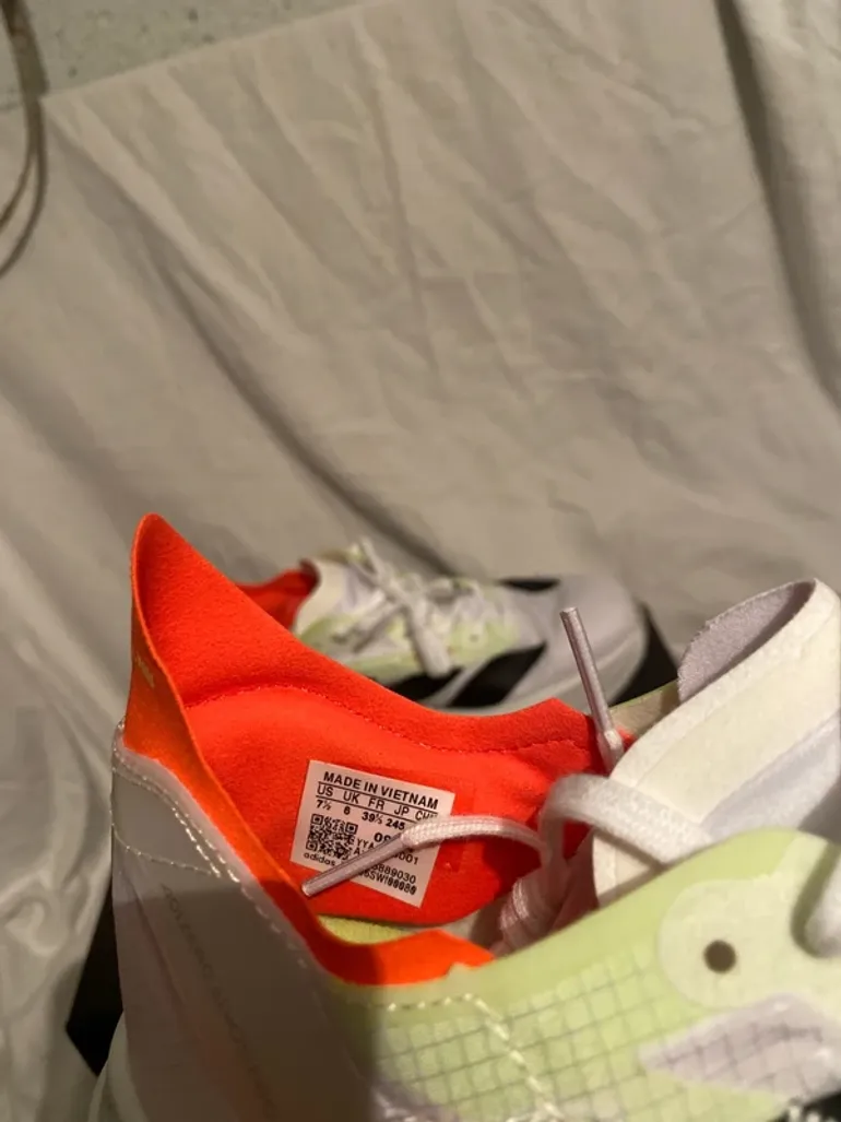 Used Adidas Adizero Adios Pro 4 bike — image 4 of 8