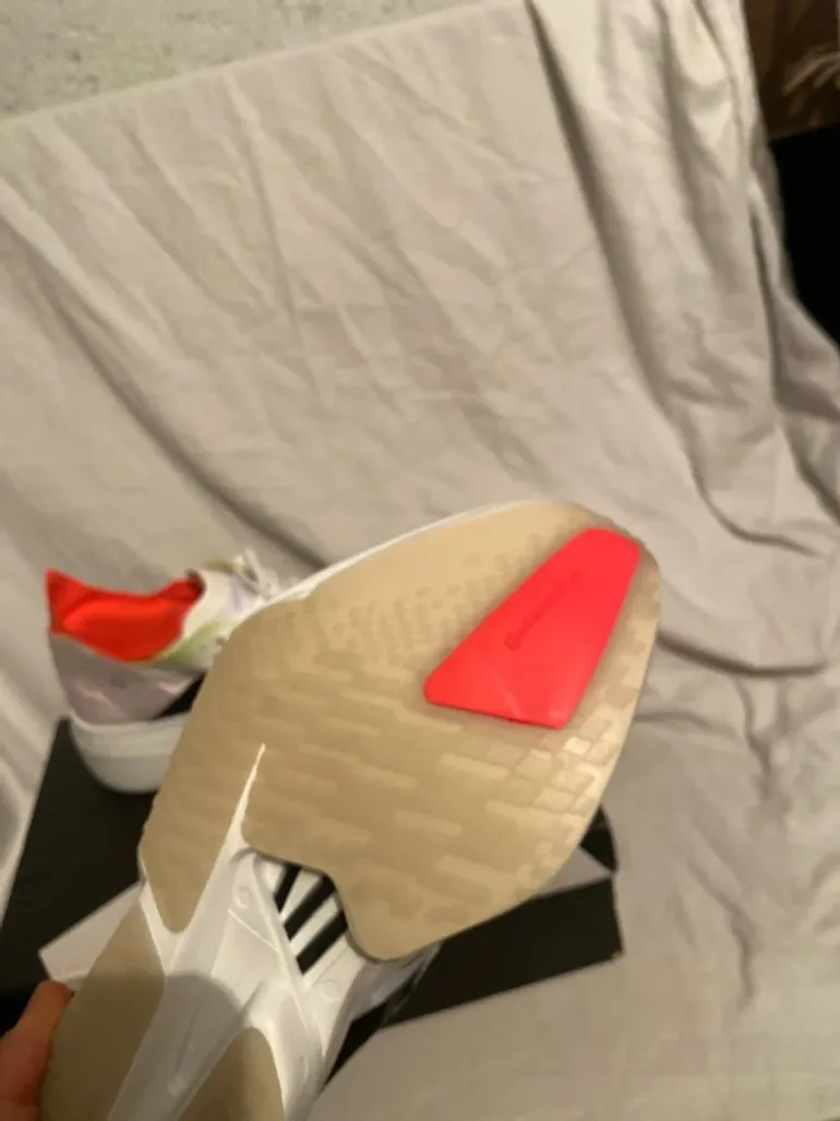 Used Adidas Adizero Adios Pro 4 bike — image 7 of 8