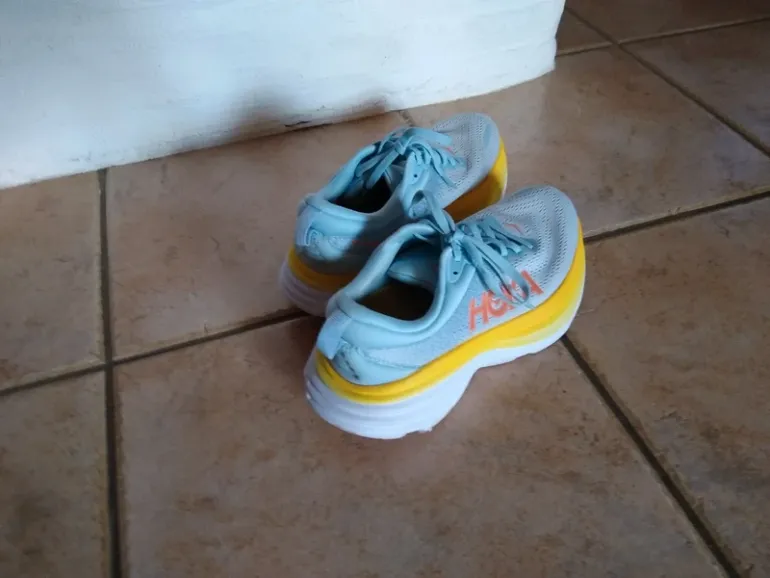 Used Hoka Bondi 8 bike — image 3 of 7