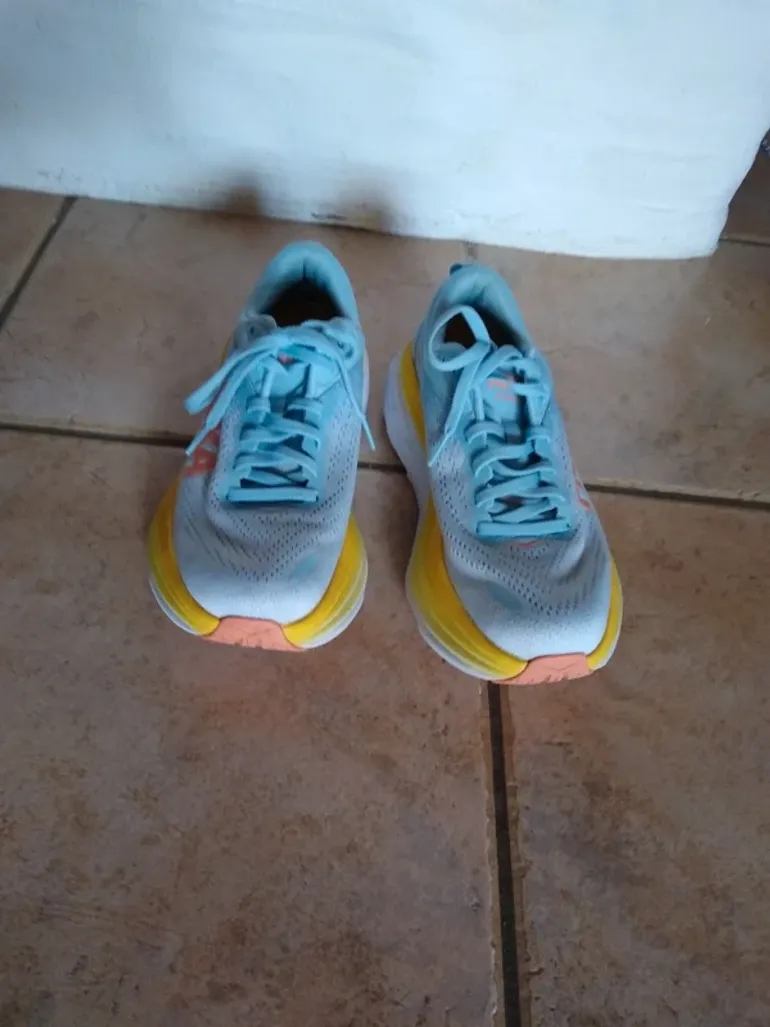 Used Hoka Bondi 8 bike — image 6 of 7