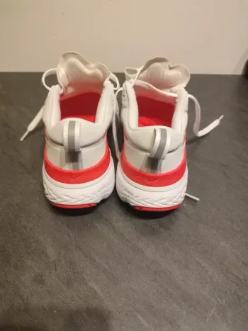 Nike Running Shoes bike d'occasion — image 3 sur 6
