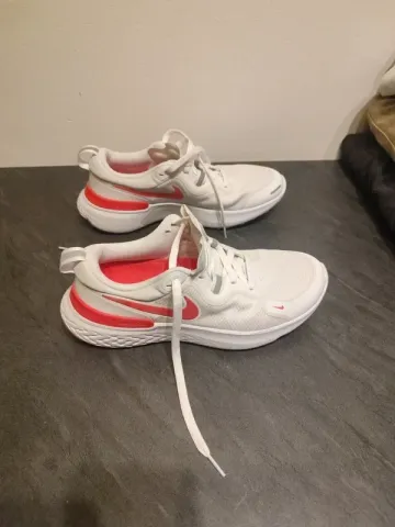 Nike Running Shoes Running Shoes d'occasion