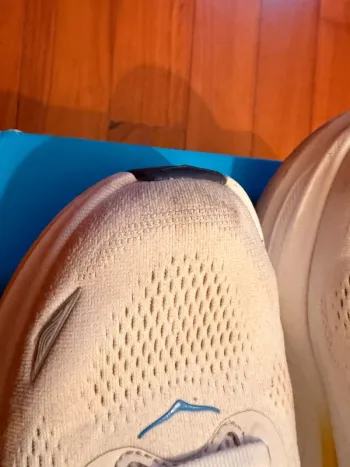 Hoka Bondi 9 bike d'occasion — image 11 sur 12
