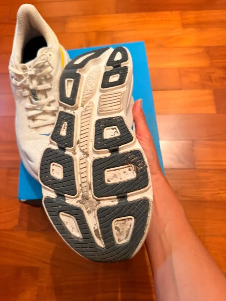 Hoka Bondi 9 bike d'occasion — image 2 sur 12