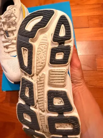 Hoka Bondi 9 bike d'occasion — image 3 sur 12