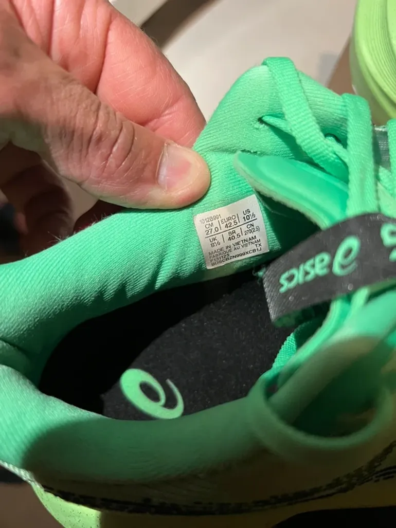 Použité Asics Novablast 5 bike — obrázek 5 z 6