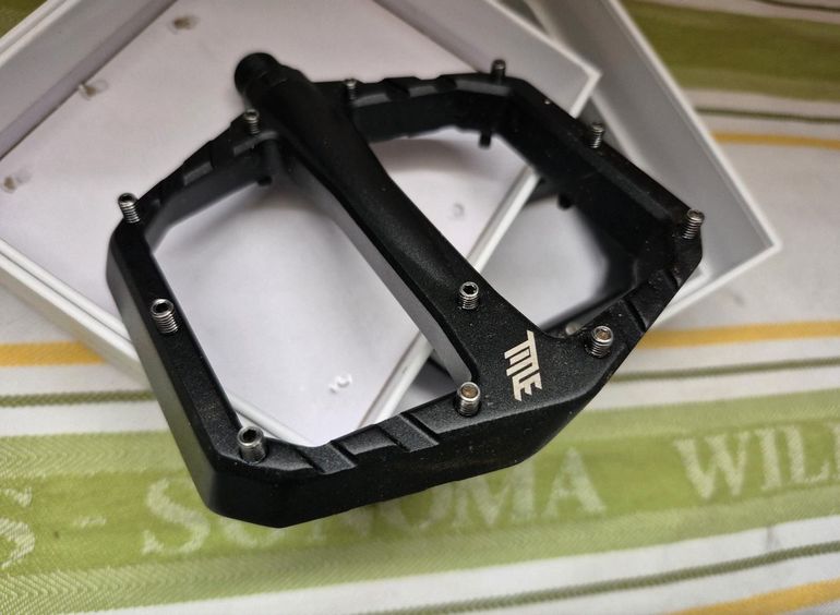 clubsport pedals v2 Fanatec Sim Racing CSL Elite – PC, PS5, PS4 Exploring Classic Cars with Kunstwerke umsetzen color:Patriot-Limited Edition The built