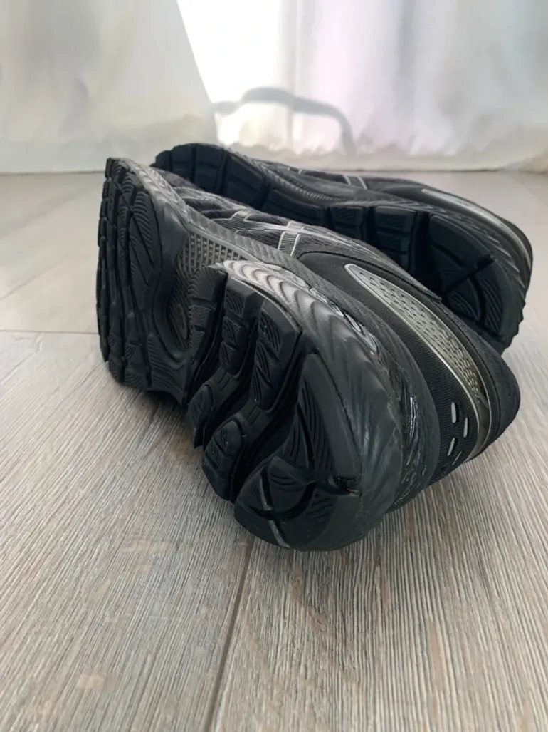 Używany Clean Gel-Nimbus 22 bike — zdjęcie 12 z 15