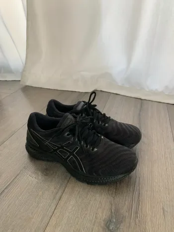 Gebrauchtes Clean Gel-Nimbus 22 Running Shoes
