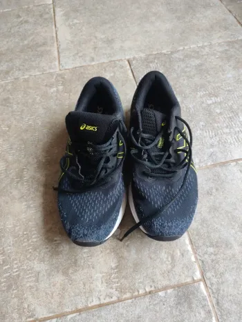 Used Asics Running Shoes Running Shoes