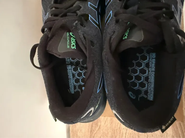 Used Asics Gel-Pulse 15 GTX bike — image 4 of 6