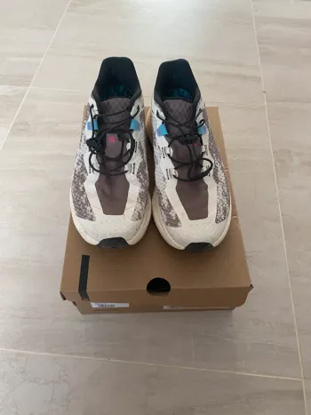 Used Salomon Aero Glide 4 Running Shoes