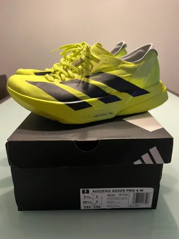 Używany Adidas Adios Pro 4 Running Shoes
