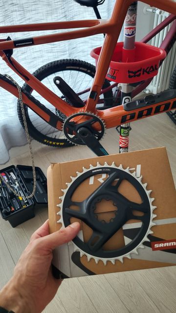 Sram Chain Ring Road 42T Direct Mount X-Sync (Red/Force E1) 2026 bike d'occasion — image 6 sur 7