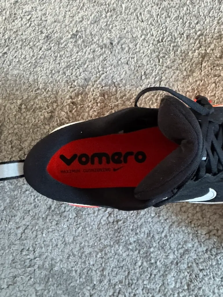 Used Nike Vomero Plus bike — image 5 of 5