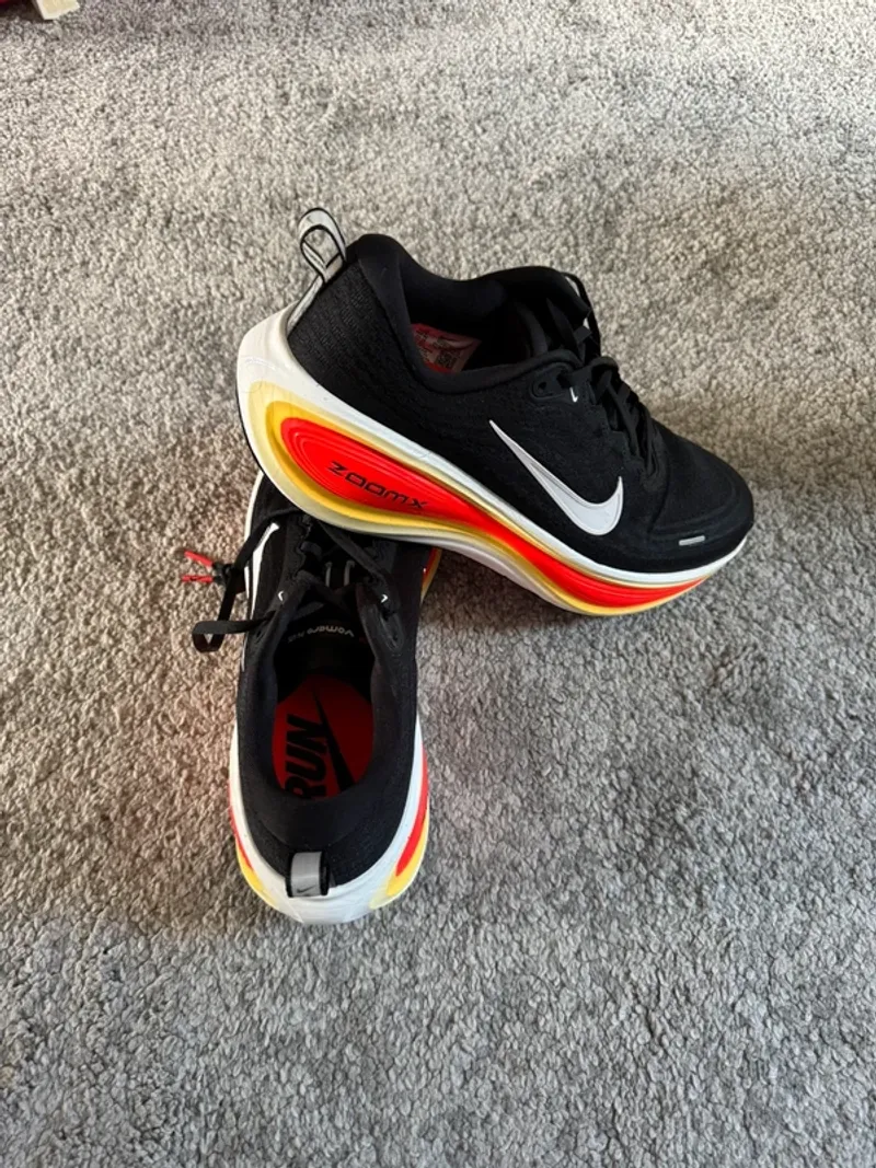 Nike Vomero Plus Running Shoes d'occasion