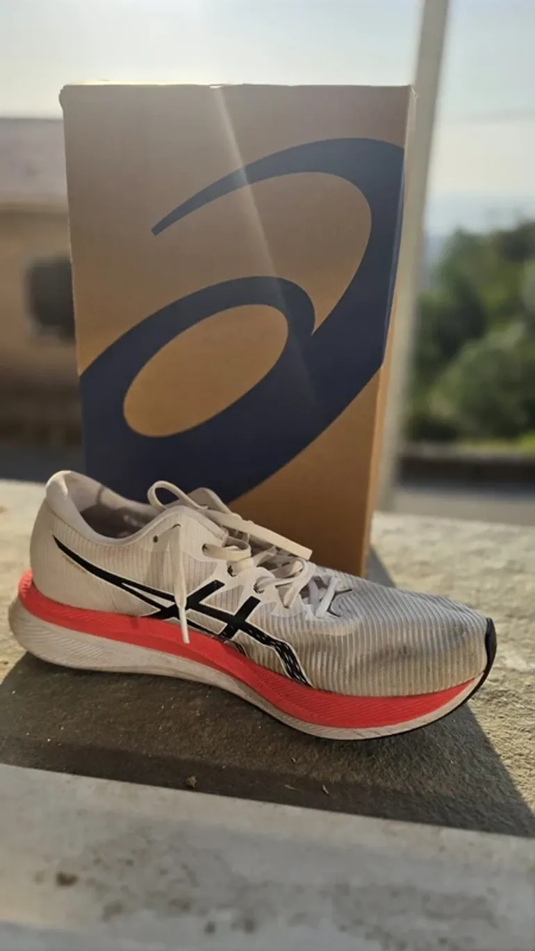 Used Asics Magicspeed 3 bike — image 3 of 3