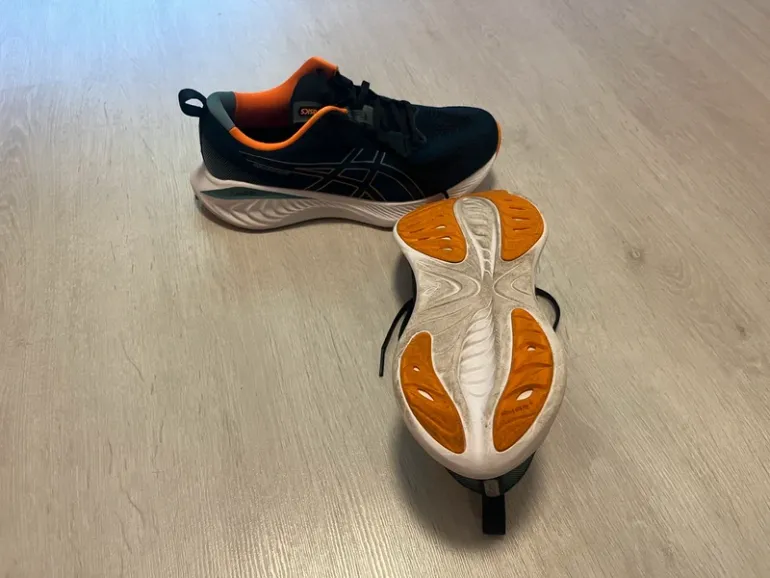 Used Orange GEL-Cumulus 25 bike — image 3 of 4