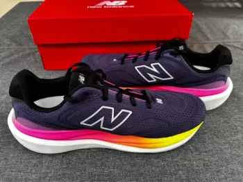 Used New Balance 1080 V15 bike — image 5 of 10