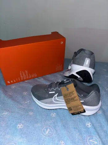 Nike Downshifter 13 Running Shoes d'occasion