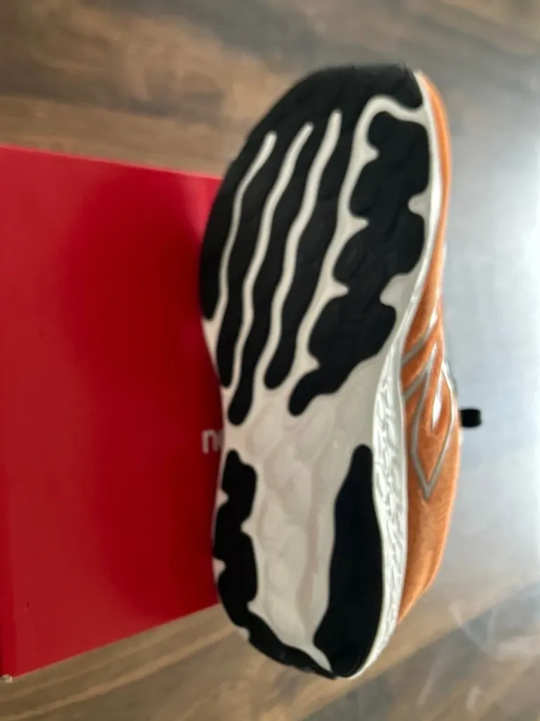 Used New Balance M680 R08 bike — image 5 of 7