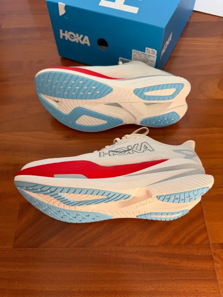 Used Hoka Mach X3 bike — image 2 of 5