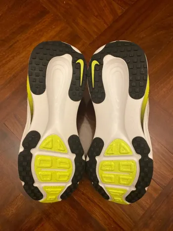 Used Nike Vomero 18 bike — image 4 of 7