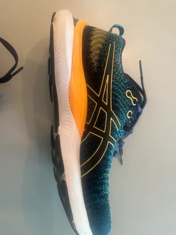 Použité Asics FFBlast bike — obrázek 2 z 7