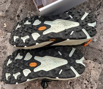 Used Hoka Speedgoat 7 bike — image 3 of 5