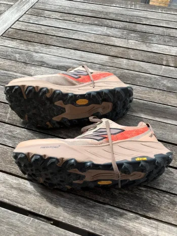 Used New Balance Fresh Foam X Hierro v9 bike — image 3 of 3