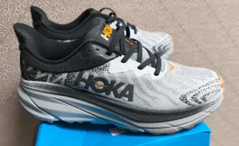 Used Hoka ATR Challenger 7 bike — image 2 of 9
