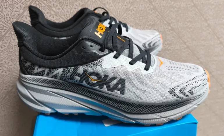 Used Hoka ATR Challenger 7 bike — image 2 of 9