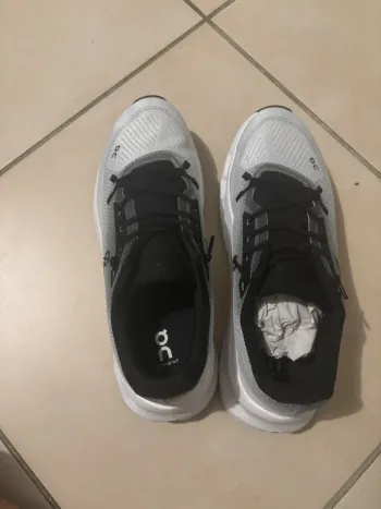 Used On Running Shoes bike — image 4 of 5