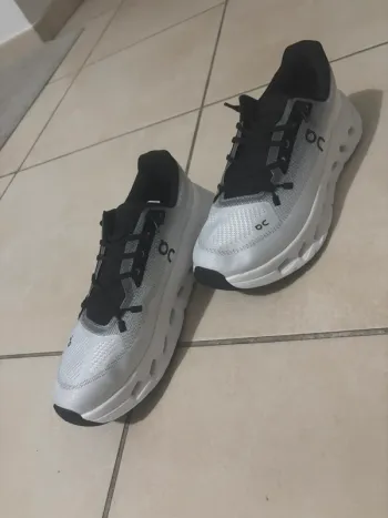 Used On Running Shoes bike — image 2 of 5