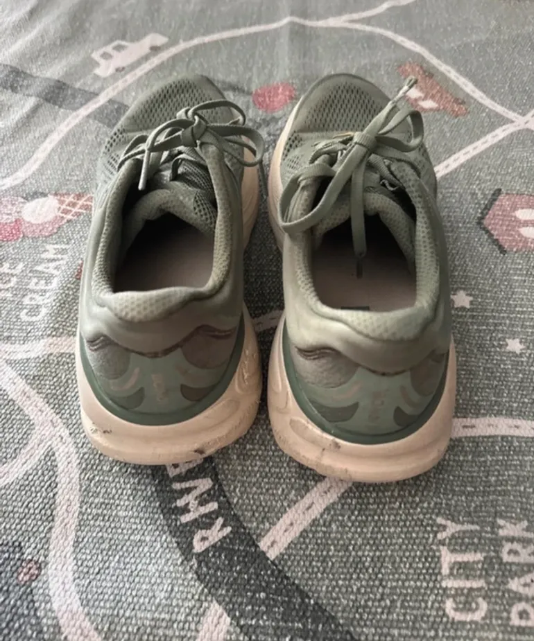 Used Hoka Bondi bike — image 2 of 8