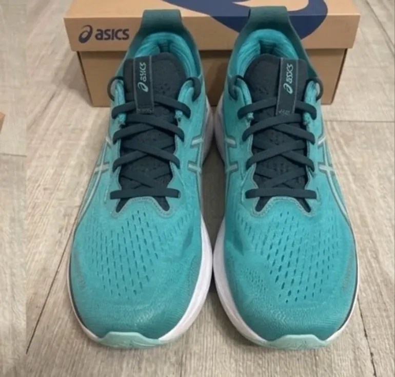 Asics Gel Nimbus 27 bike d'occasion — image 2 sur 4