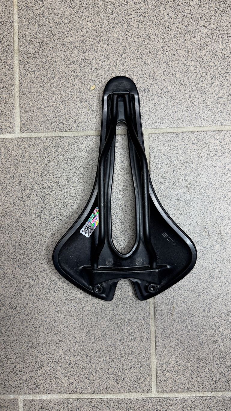 Used San Marco Selle  openfit wide 2022 bike — image 2 of 3